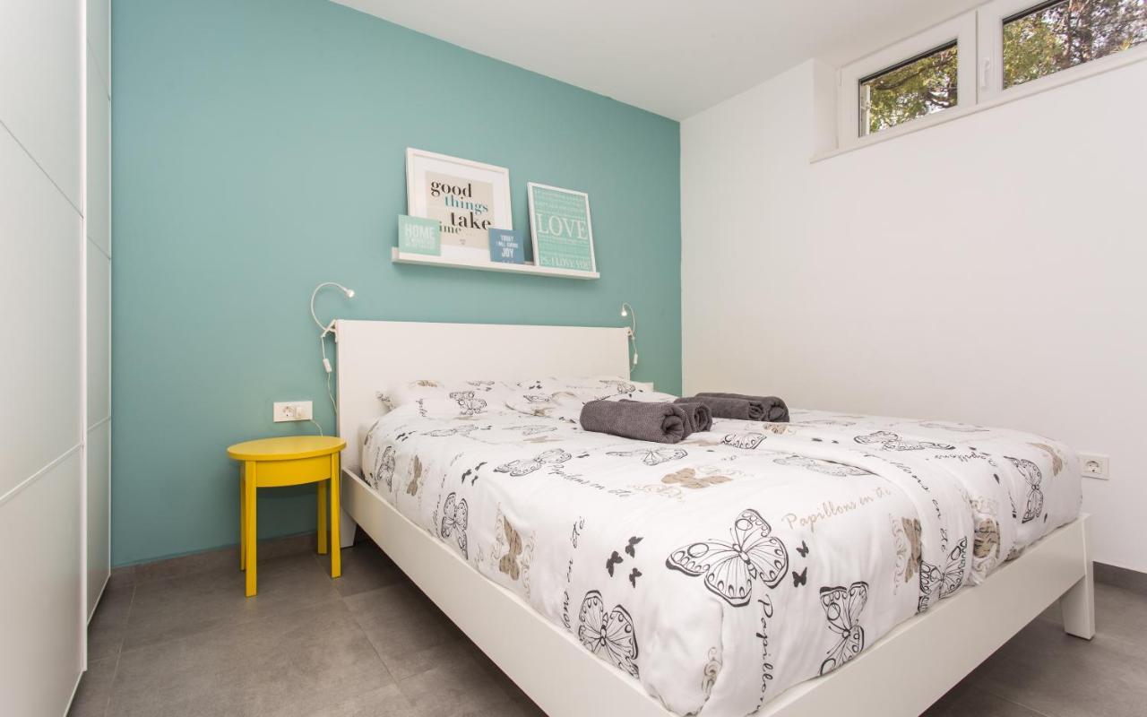 Happy Apartments Baska Exterior foto