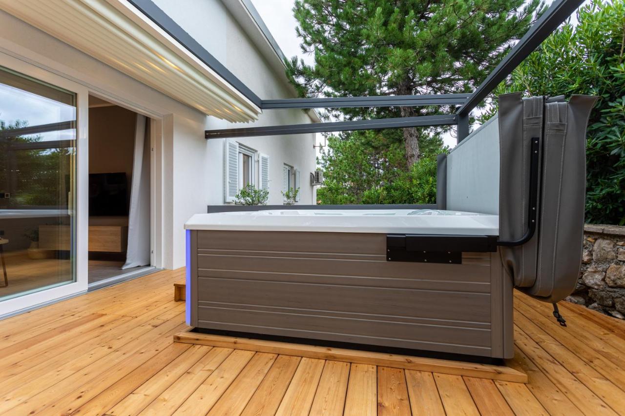 Happy Apartments Baska Exterior foto