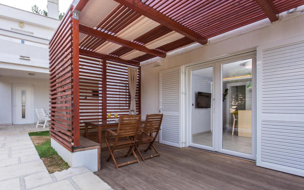 Happy Apartments Baska Exterior foto